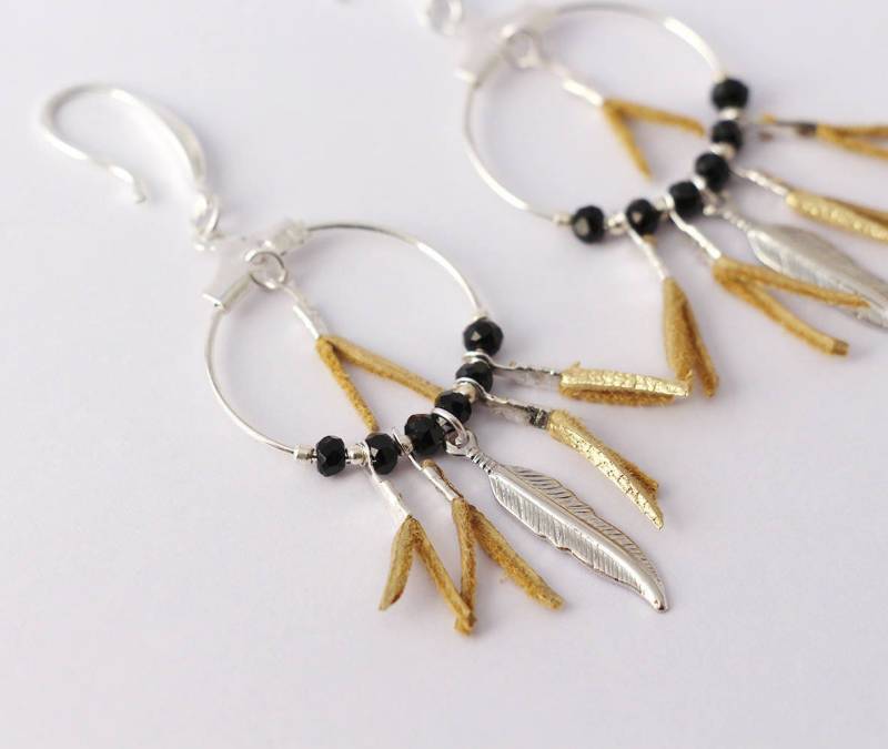 Weihnachten Jetzige Frau - Leder Ohrringe "Kwanita" Gold, Schwarz, Silber Glaskristalle von Sarayana