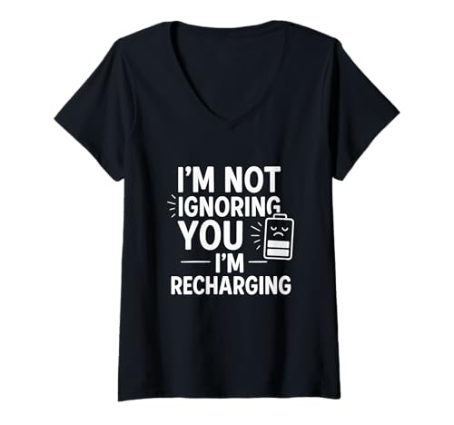 Damen Zitat "I'm Not Ignoring You I'm Recharging" T-Shirt mit V-Ausschnitt Damen Zitat "I'm Not Ignoring You I'm Recharging" T-Shirt mit V-Ausschnitt von Sarcastic Introvert Humor & Social Battery Apparel