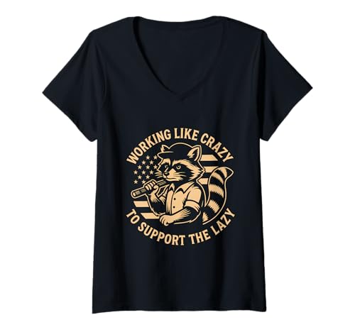 Damen Funny Working Like Crazy to Support The Lazy US Flag Raccoon T-Shirt mit V-Ausschnitt Damen Funny Working Like Crazy to Support The Lazy US Flag Raccoon T-Shirt mit V-Ausschnitt von Sarcastic Raccoon Coffee Work Humor
