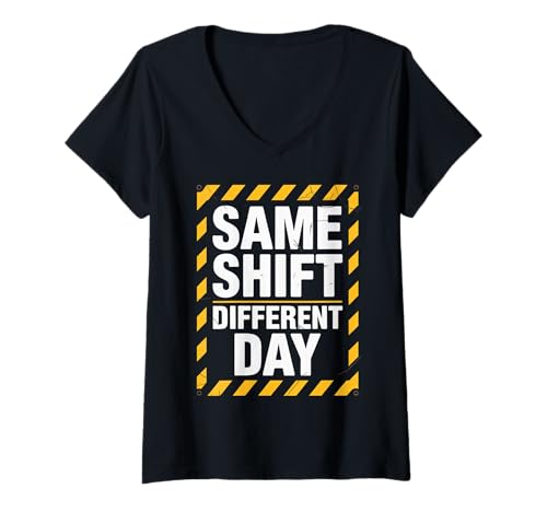 Damen Lustiger Spruch Gleiche Schicht Unterschiedliche Tag Arbeit Humor Frauen Männer T-Shirt mit V-Ausschnitt Damen Lustiger Spruch Gleiche Schicht Unterschiedliche Tag Arbeit Humor Frauen Männer T-Shirt mit V-Ausschnitt von Sarcastic Workplace Joke Exhausted Tired Worker