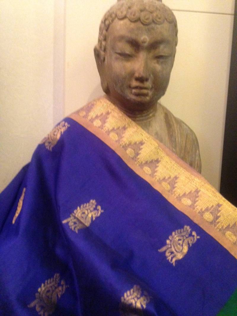 Royal Blau Gold Grün Saree Royal Blau Gold Grün Saree von SareeCorner