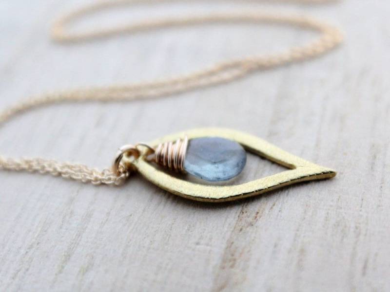 Geburtsstein Charm Halskette, Gold Filled, Aquamarin, Peridot, Granat, Lapis, Blatt Anhänger, Zierlicher Schmuck - Tau Geburtsstein Charm Halskette, Gold Filled, Aquamarin, Peridot, Granat, Lapis, Blatt Anhänger, Zierlicher Schmuck - Tau von SaressaDesigns