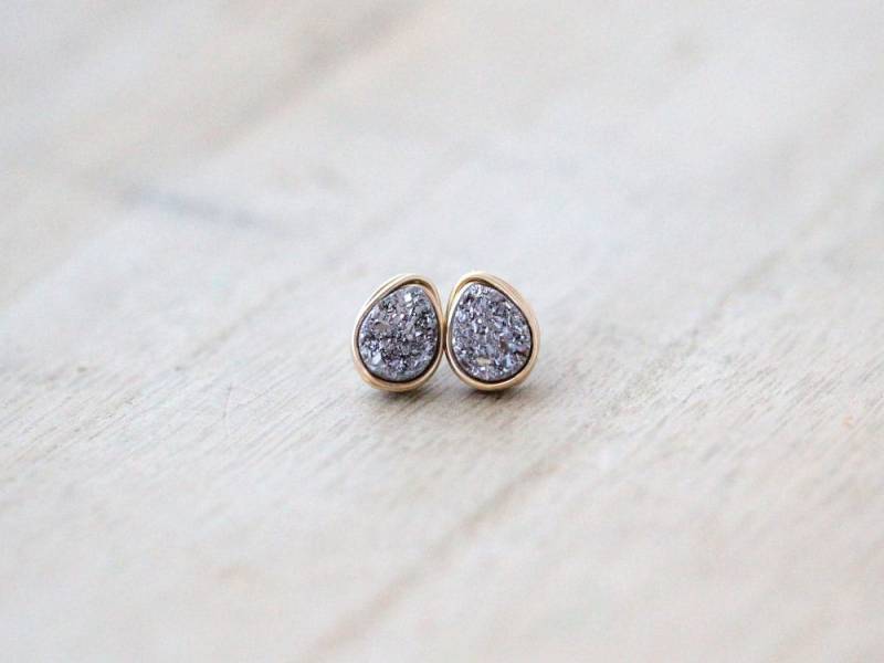 Tropfen Druzy Ohrstecker, Rohsilber Geode, Gold Rose Oder Silber Wrap Tropfen Druzy Ohrstecker, Rohsilber Geode, Gold Rose Oder Silber Wrap von SaressaDesigns