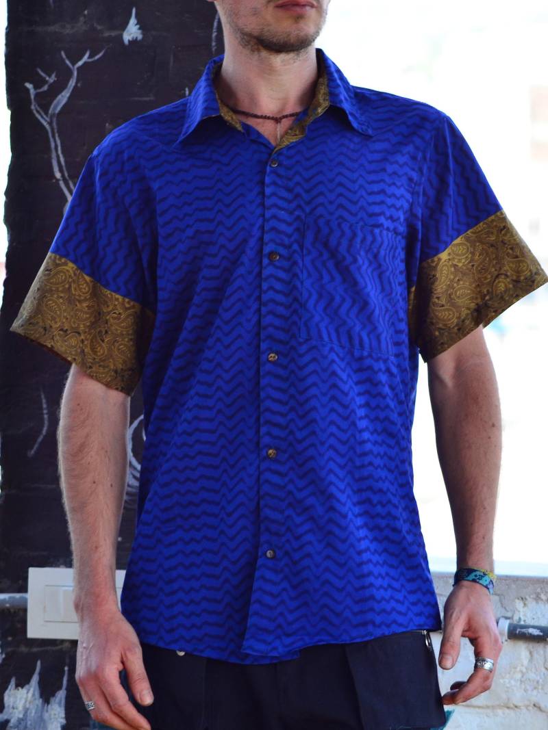 Seidenhemd, Boho Bluse 70Er Style, Kokosnuss Knöpfe 100% Recycle Stoff, Neu, Passform M L von SariMasala