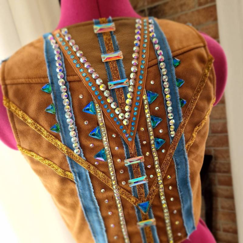 Western Show Bolero Gr. S "Vanilla Whiskey" Showoutfit Westernoutfit Showjacket Pleasure Outfit Vest Weste Showmanship Western Show Bolero Gr. S "Vanilla Whiskey" Showoutfit Westernoutfit Showjacket Pleasure Outfit Vest Weste Showmanship von Sarihandmadestuff