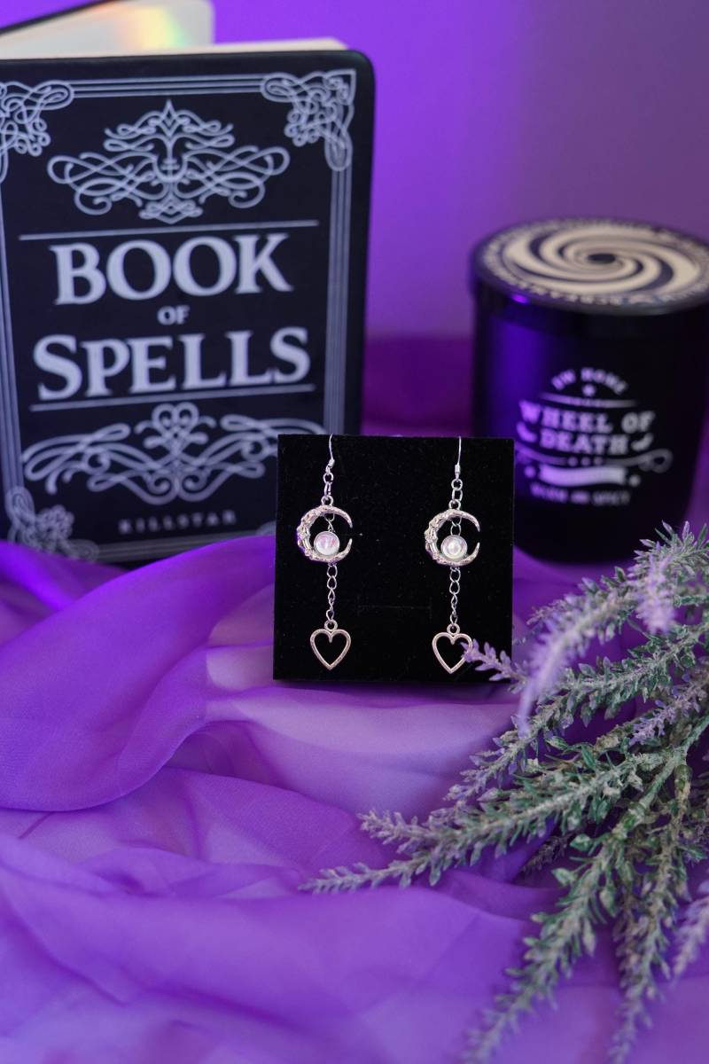 Mond Herzchen Ohrringe von Sasaschi