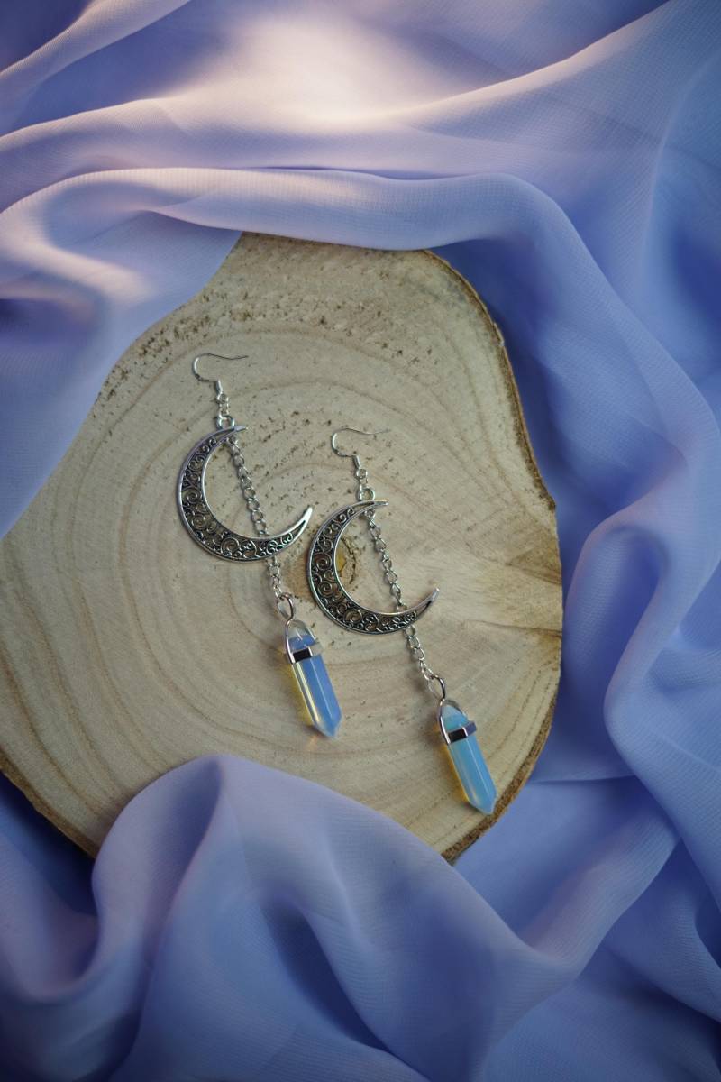 Mond Ohrringe Opal von Sasaschi