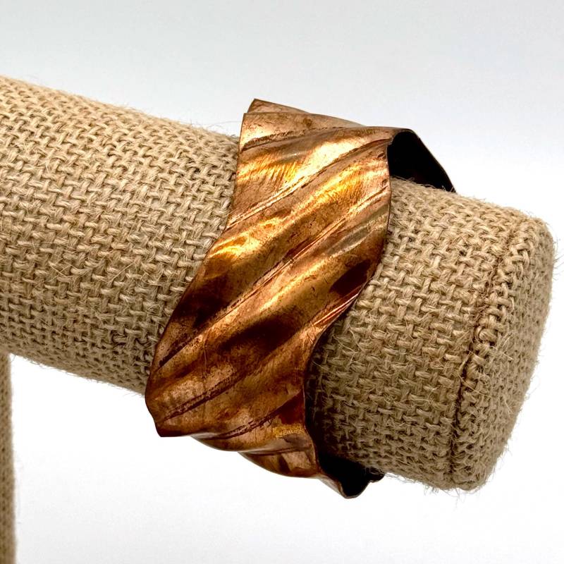 Vintage Kupfer Finish Messing Manschette Armband Vintage Kupfer Finish Messing Manschette Armband von SassyBrassyCo