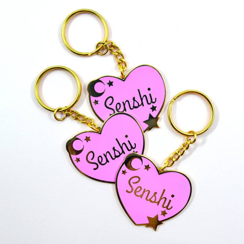 Senshi Heart Hard Emaille Niedlicher Schlüsselanhänger von SassyKittyPins