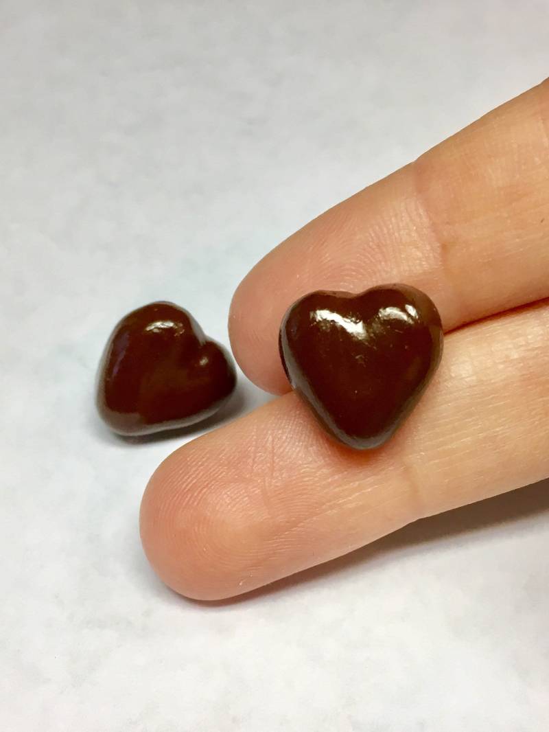 Schokoladen Herz Ohrstecker Handgemachte Schmuck Aus Polymer Clay Schokoladen Herz Ohrstecker Handgemachte Schmuck Aus Polymer Clay von SassyPumpkinShoppe