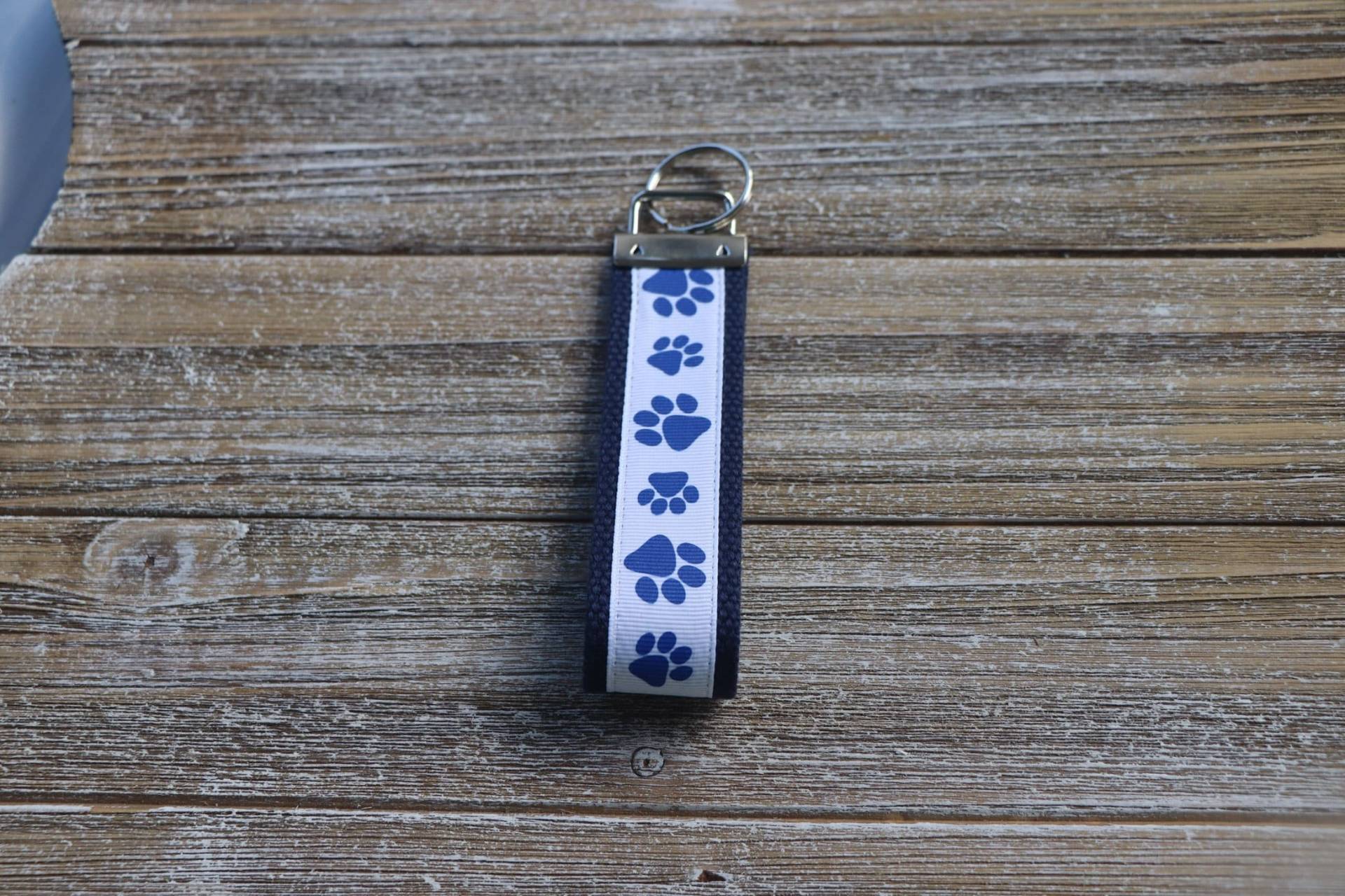 Blauer Pfoten-Druck-Schlüsselanhänger, Sport-Schlüsselanhänger, Schlüsselanhänger Für Frauen, Geschenke Beste Lehrergeschenke Blauer Pfoten-Druck-Schlüsselanhänger, Sport-Schlüsselanhänger, Schlüsselanhänger Für Frauen, Geschenke Beste Lehrergeschenke von Sassygirlheadbands