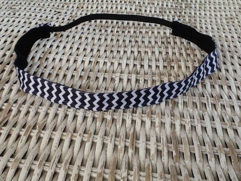Skinny Chevron Stirnband - Für Mädchen Laufendes Sport No Slip Verstellbares Haarband von Sassygirlheadbands