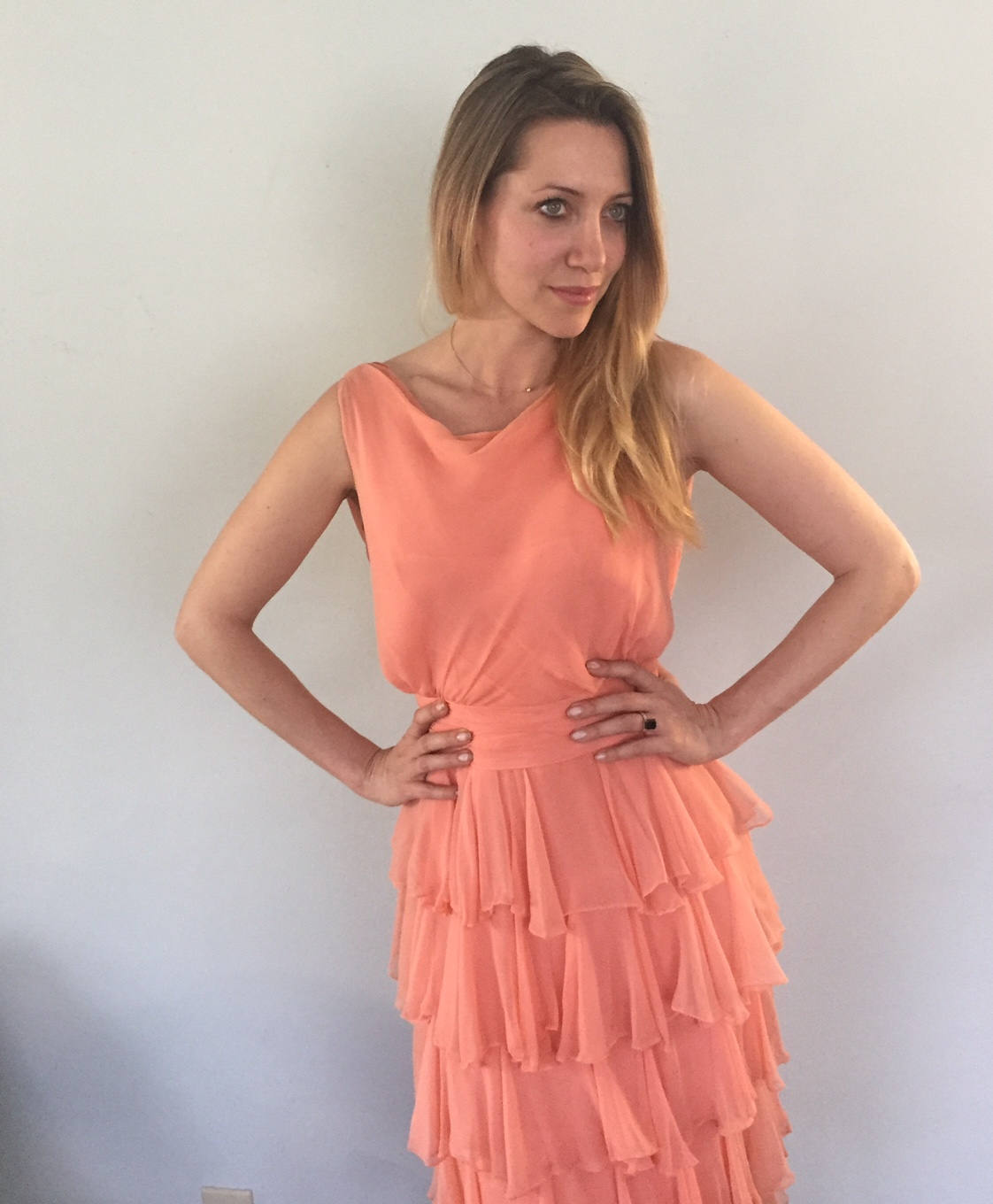 60Er Jahre Süß Und Pfirsich-Chiffon-Kleid von Sassypantsvintage23