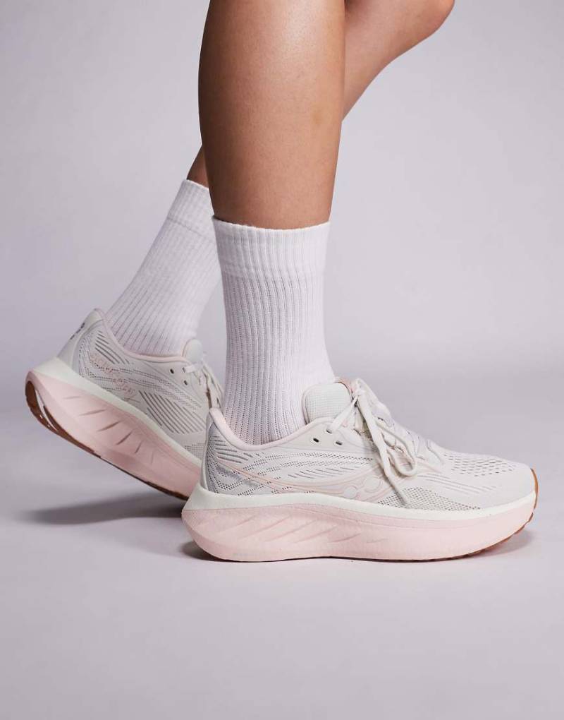 Saucony - Ride 18 - Lauf-Sneaker in Quartz und Pfingstrose-Weiß von Saucony