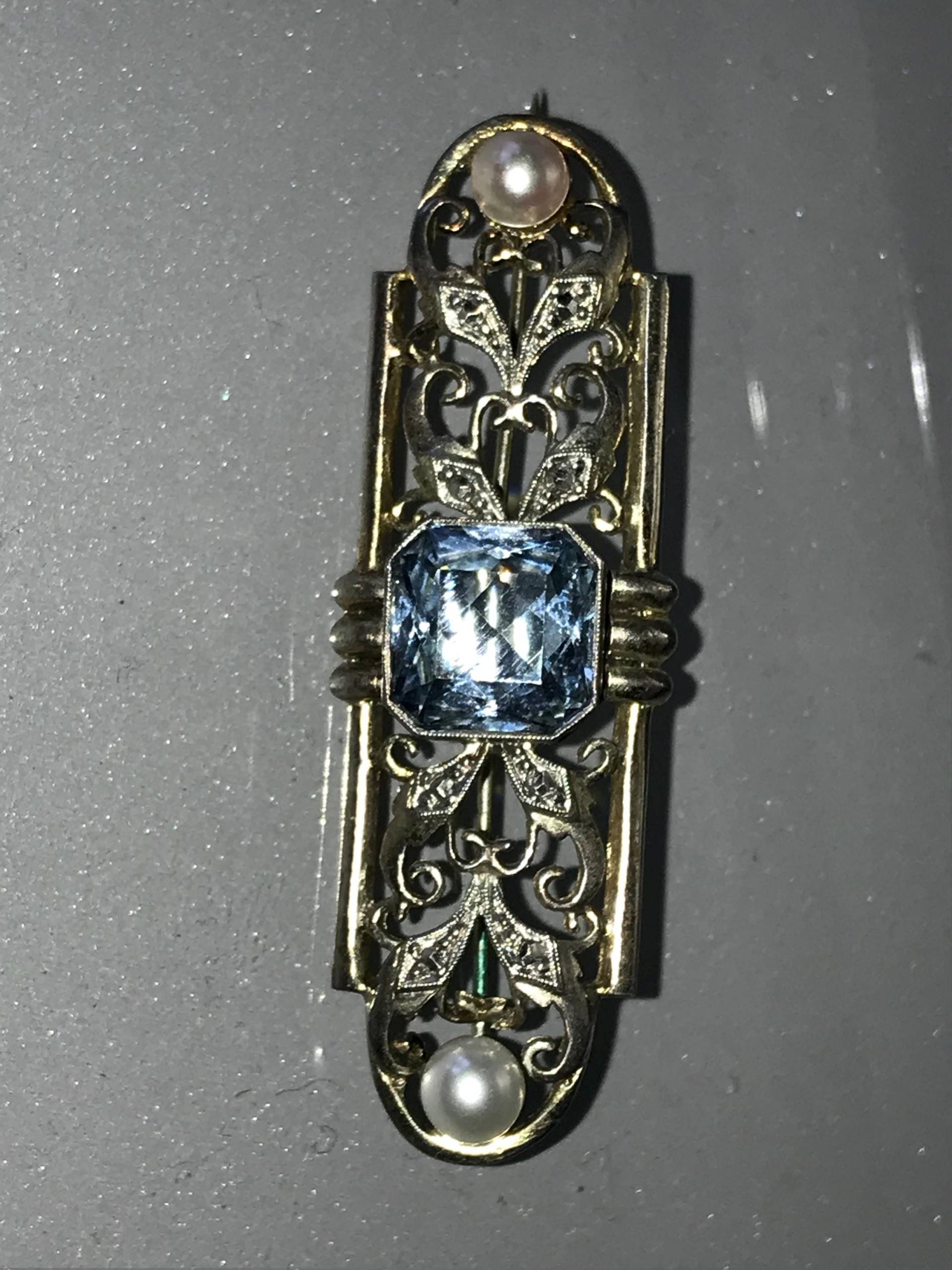 Art Deco Brosche Mit Einem Blauen Stein Und Zwei Perlen Alt Antik Silberschmuck Art Deco Brosche Mit Einem Blauen Stein Und Zwei Perlen Alt Antik Silberschmuck von SaveTheJewelry