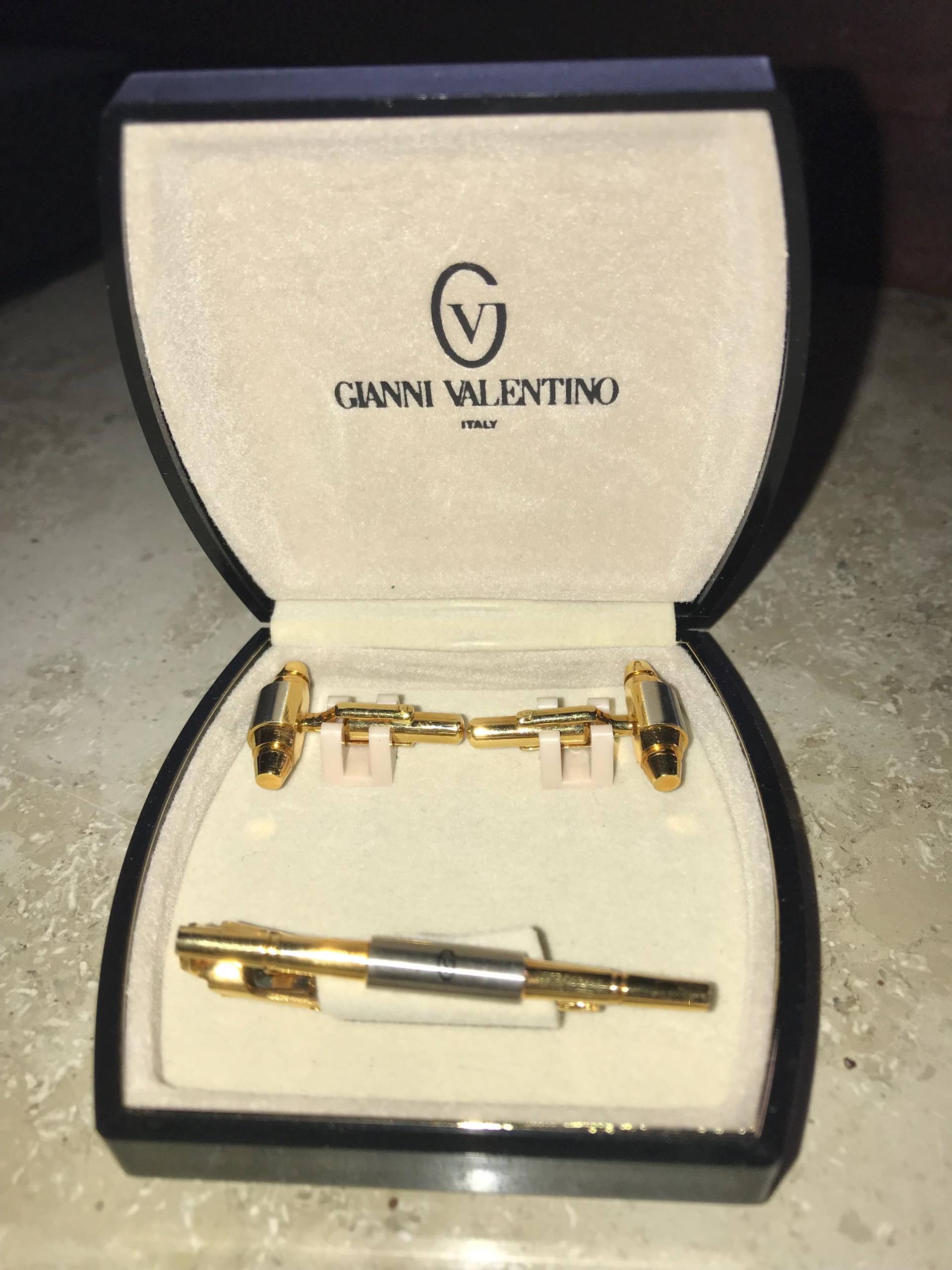 Gianni Valentino Manschettenknöpfe Krawattennadel Design Vintage Alt 70Ge von SaveTheJewelry