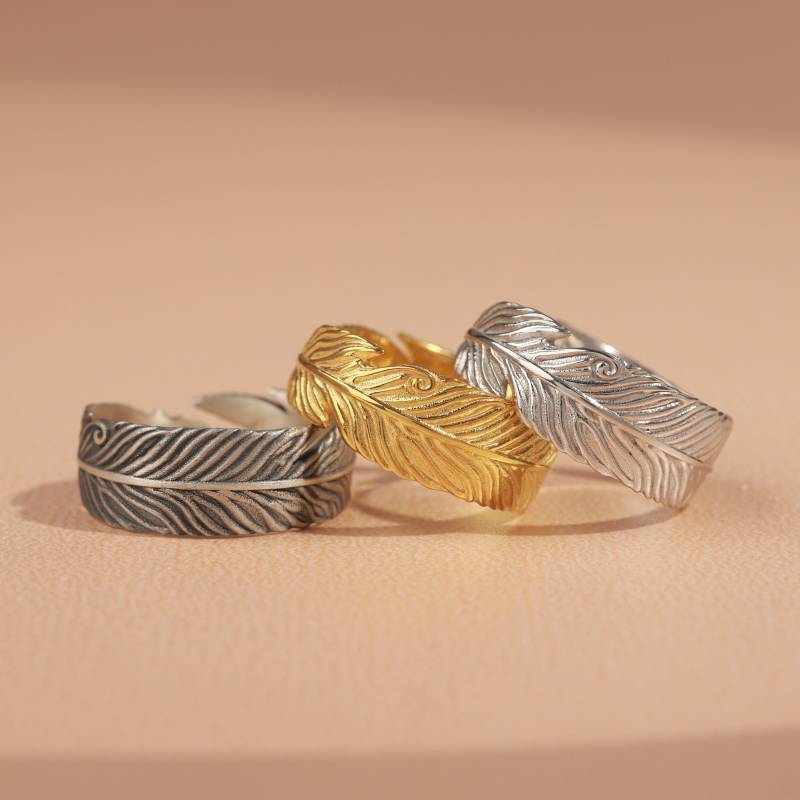 Eleganter Federring Für Frauen, Pinky Versprechensring Sie, Cooler Verlobungsring Aus 14K Gold, Sterling Silber Zierlicher Ring Geschenk von SavisGoldShop