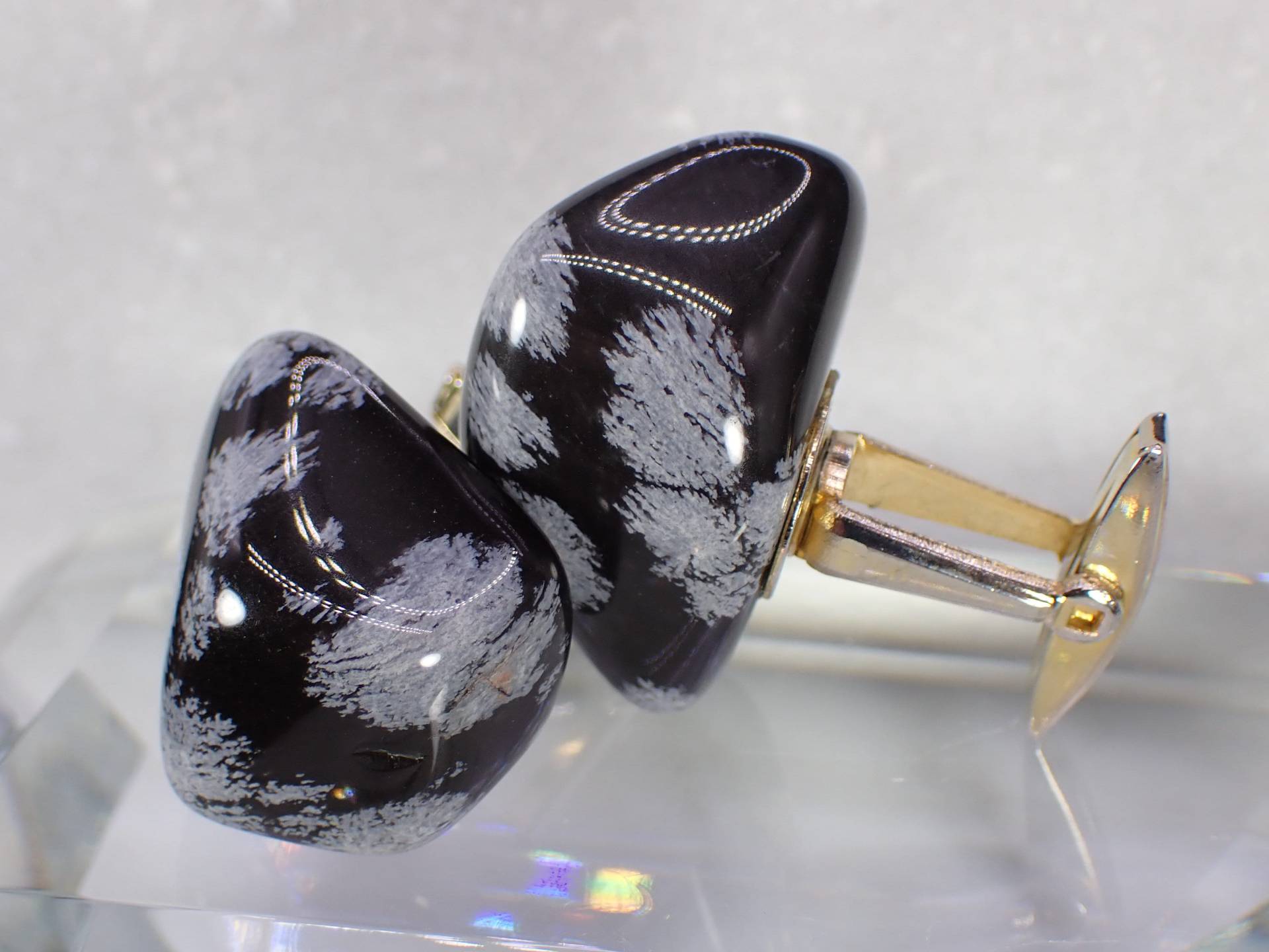 Vintage Gold Vermeil Polierte Schneeflocken Obsidian Manschettenknöpfe von SawDustFINERY