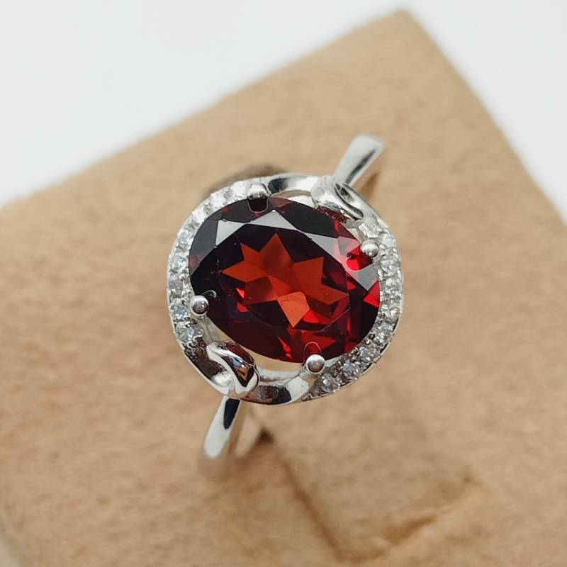 Granat Ring Sterling Silber Oval Cut Solid Gold Natürliche Designer Roter Stein Verlobungsring Januar von SayedGems2020