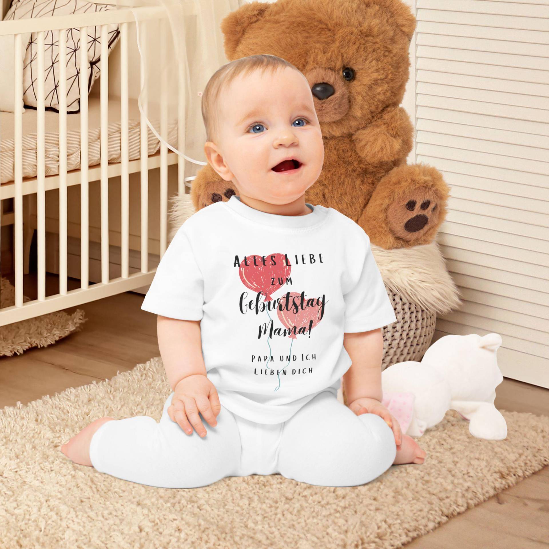 Alles Liebe Zum Geburtstag Mama, Mama Geschenk.baby T-Shirt Happy Birthday Geschenkidee, Süße Geschenkidee Für Von Papa von SayitwithapresentDE