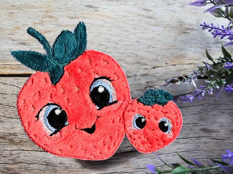 Applikation Erdbeeren Als Aufnäher, Bügelpatch Oder Patch Für Den Schulranzen von ScaBaDesignArts