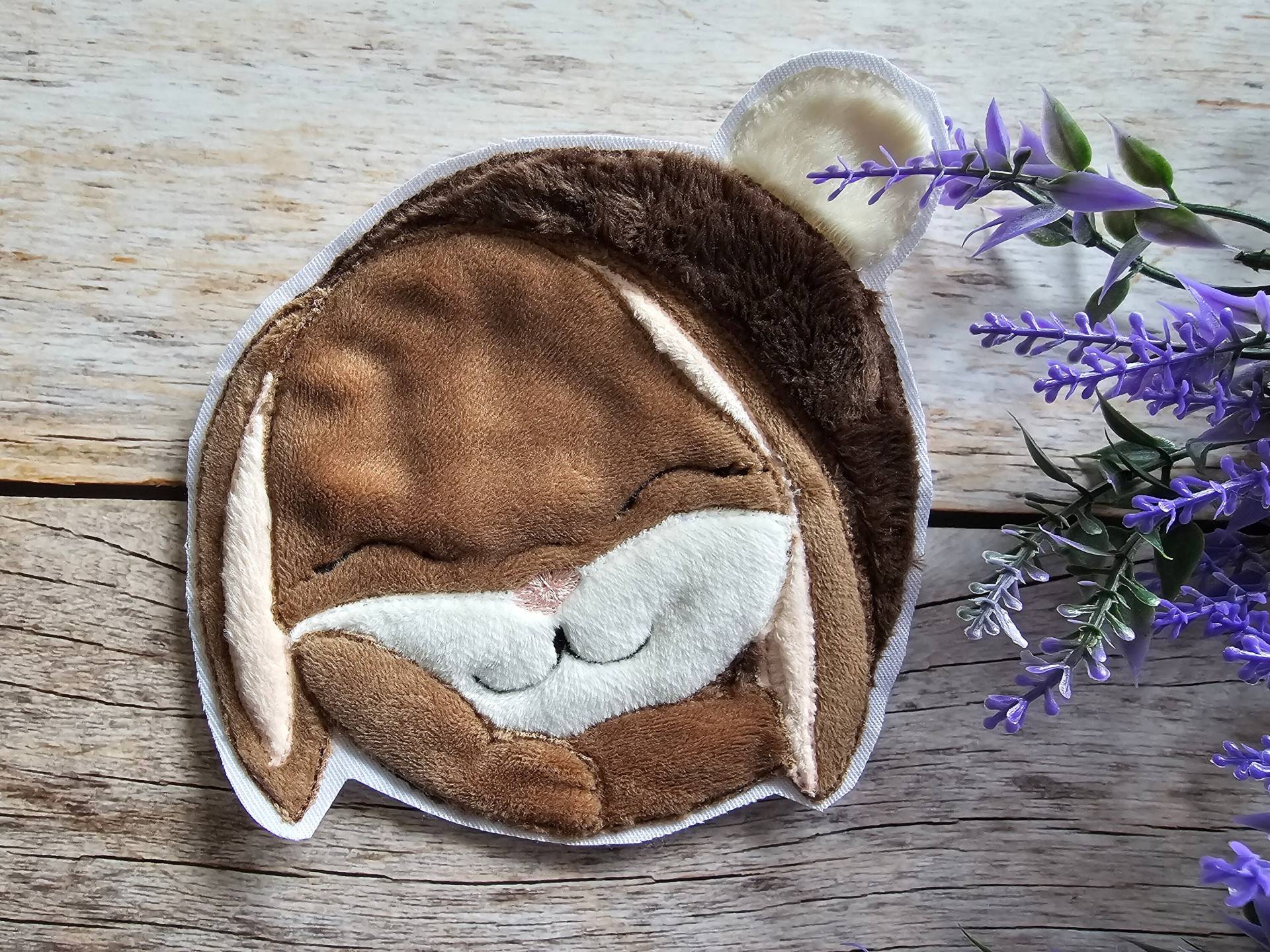 Applikation Hase Als Aufnäher, Bügelpatch Oder Patch Für Den Schulranzen von ScaBaDesignArts