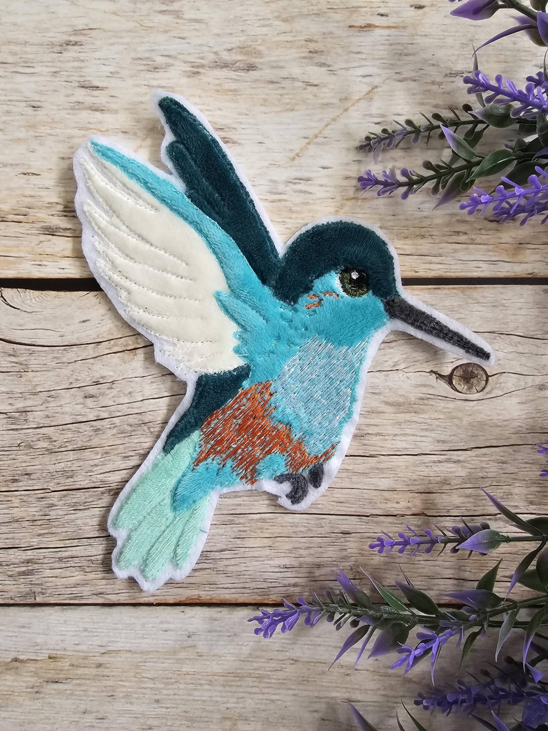 Applikation Kolibri Als Aufnäher, Bügelpatch Oder Patch Für Den Schulranzen Applikation Kolibri Als Aufnäher, Bügelpatch Oder Patch Für Den Schulranzen von ScaBaDesignArts