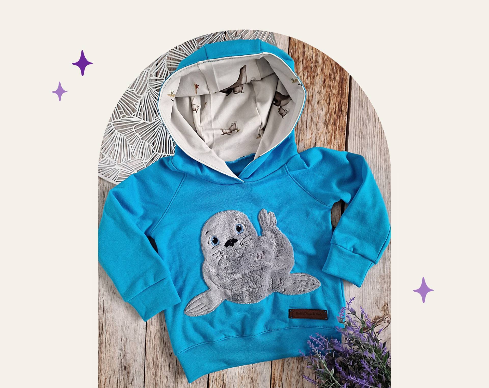 Handmade Kinder Pullover & Hose Mit Aufgesticktem Kuscheliger Robbe - Erhältlich in Vielen Farben von ScaBaDesignArts