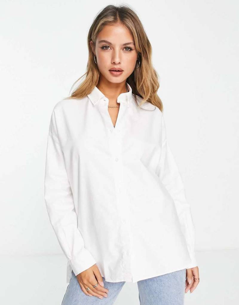 Scalpers - Boppy - Oversize-Hemdbluse in Weiß von Scalpers