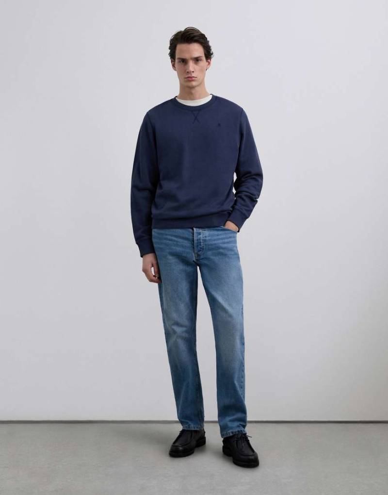 Scalpers - Sweatshirt in Entenblau mit gesticktem Totenkopfmotiv von Scalpers