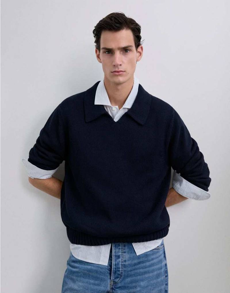 Scalpers - Freud - Polo-Strickpullover in Marineblau mit Markenlogo von Scalpers