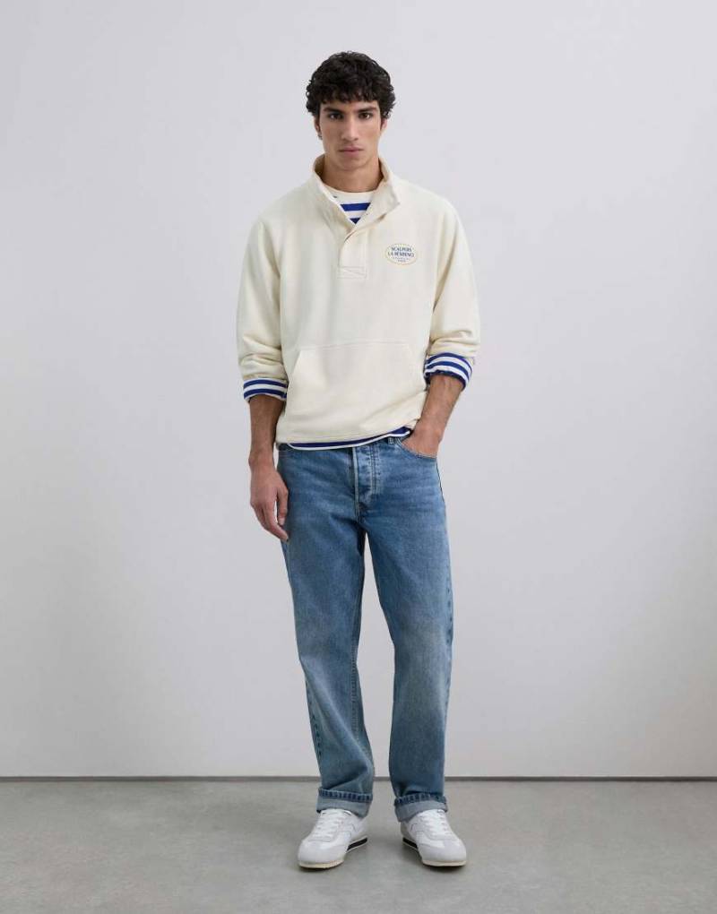 Scalpers - Sweatshirt in Cremeweiß mit hohem Kragen und Logo von Scalpers