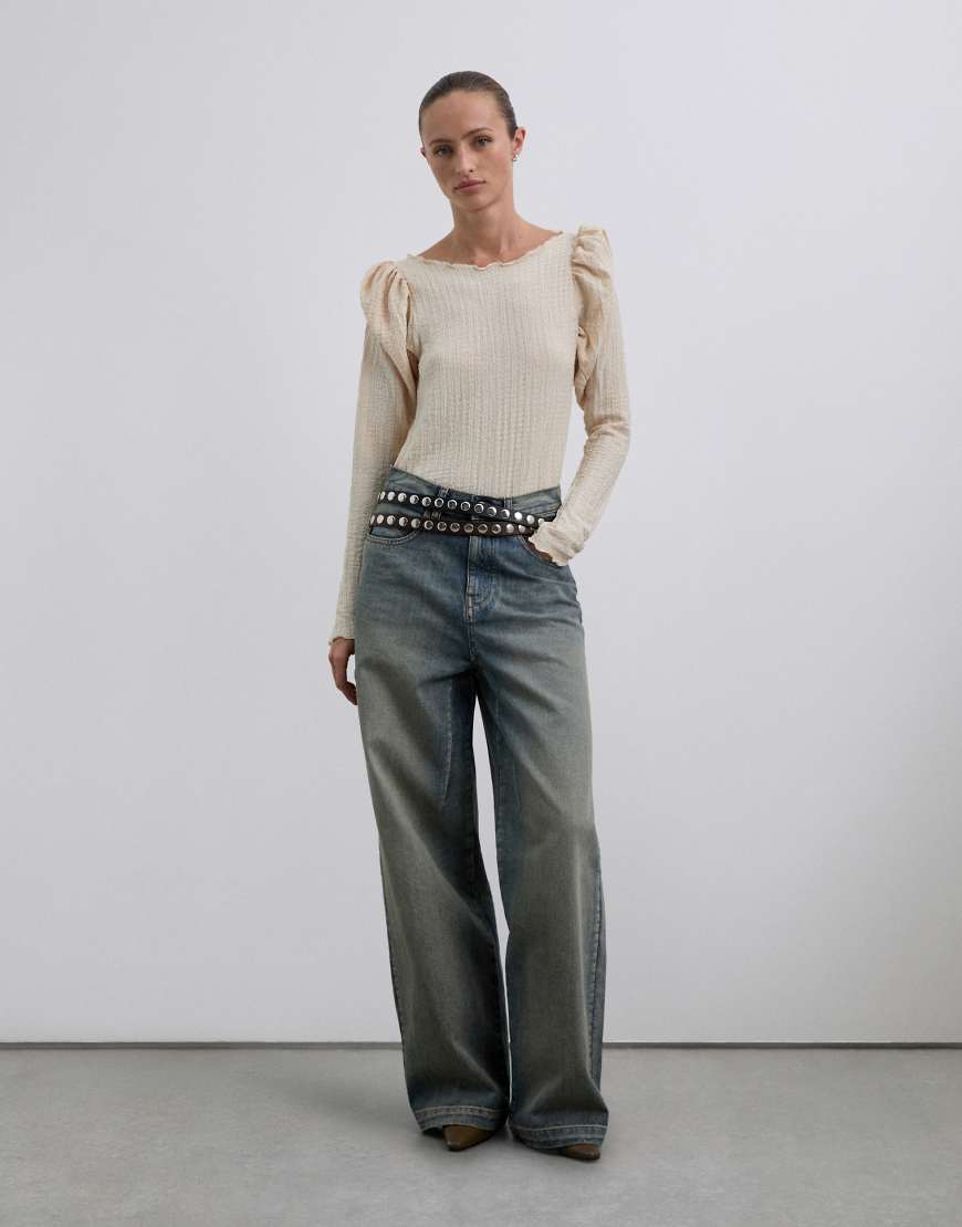 Scalpers - Langärmliges Shirt in Wollweiß mit Knitterstruktur und Puffärmeln von Scalpers