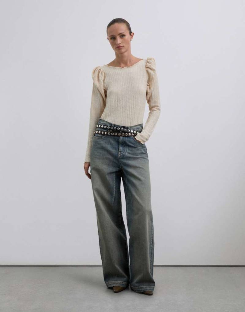 Scalpers - Langärmliges Shirt in Wollweiß mit Knitterstruktur und Puffärmeln von Scalpers