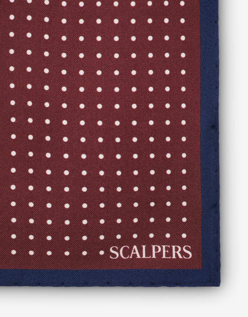 Scalpers - Pochette-Tasche mit Minipunkten in Burgunderrot von Scalpers