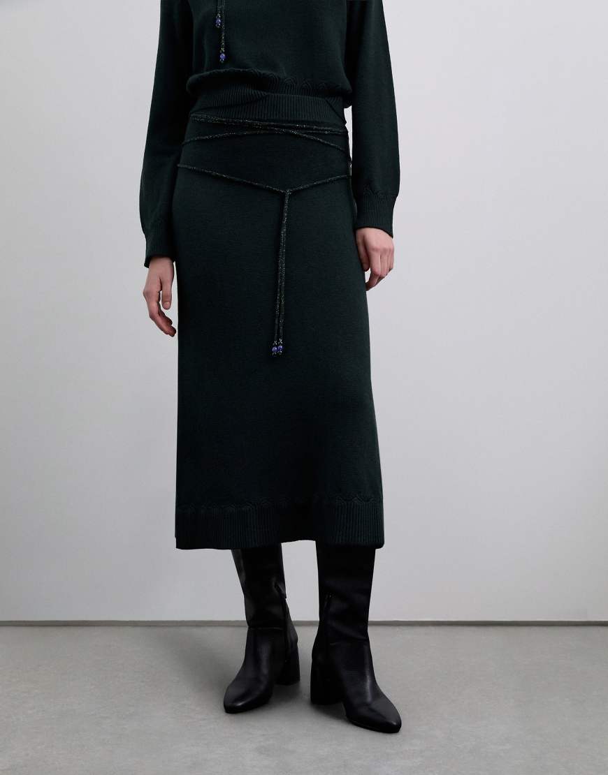 Scalpers - Strickrock in Dunkelgrün mit Kordeldetail von Scalpers