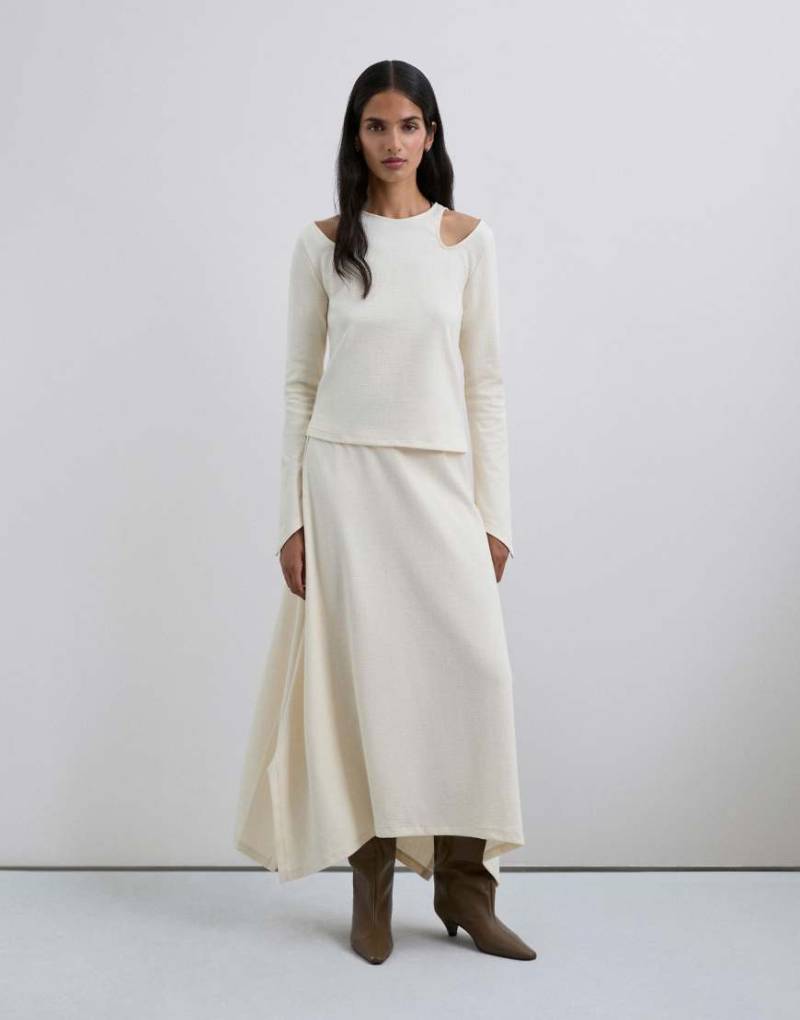 Scalpers - Asymmetrisches, langärmliges T-Shirt in Ecru-Neutral von Scalpers