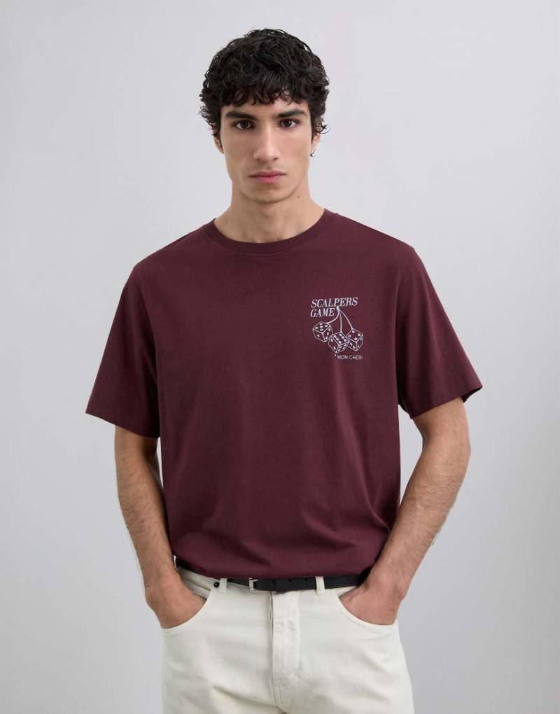 Scalpers - T-Shirt in Burgunderrot mit „Game"-Print von Scalpers