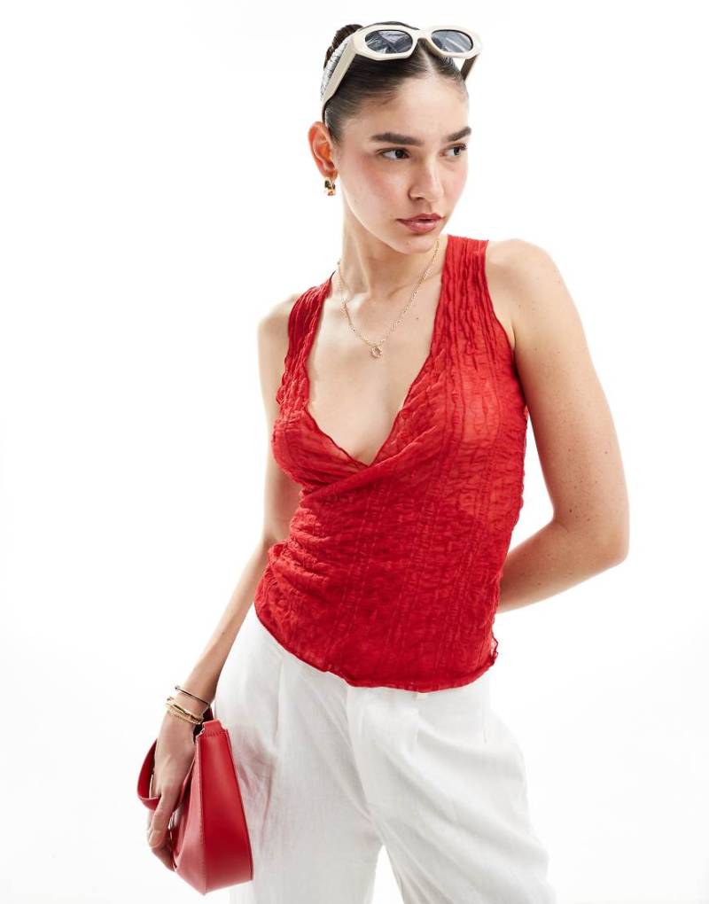 Scalpers - Tanktop in Rot mit Knitterstruktur von Scalpers