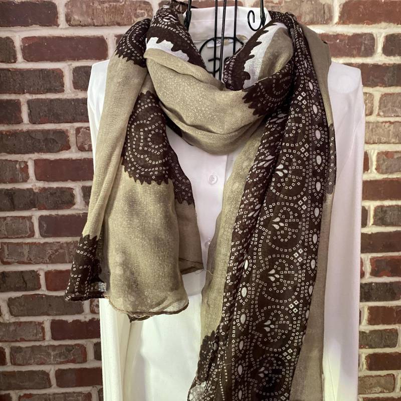 Vintage Boho Floral Baumwollschal Extra Lang Braun Beige Wrap Vintage Boho Floral Baumwollschal Extra Lang Braun Beige Wrap von ScarfSherpa