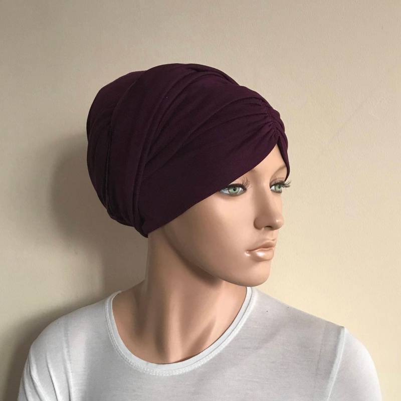 3 in Eins Aubergine Hijab, Jersey Turban, Voluminöses Vintage Hut, Eleganter Schal, Sinar, Boho Stirnband, Juwelenfisch Kappe 3 in Eins Aubergine Hijab, Jersey Turban, Voluminöses Vintage Hut, Eleganter Schal, Sinar, Boho Stirnband, Juwelenfisch Kappe von ScarfTurbanHijab