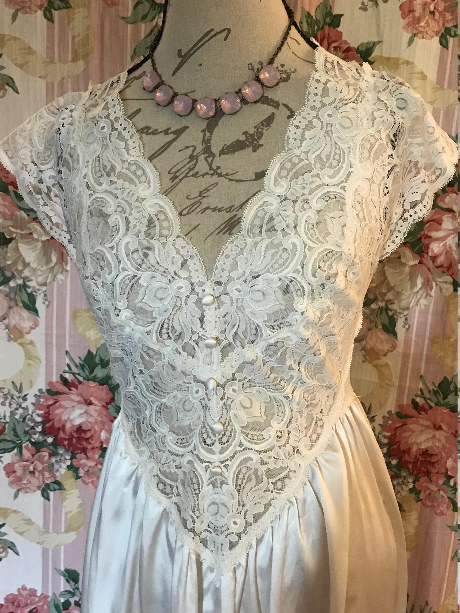 Seltenes Silber Label Olga in Schneewittchen von ScarletAppleBoutique