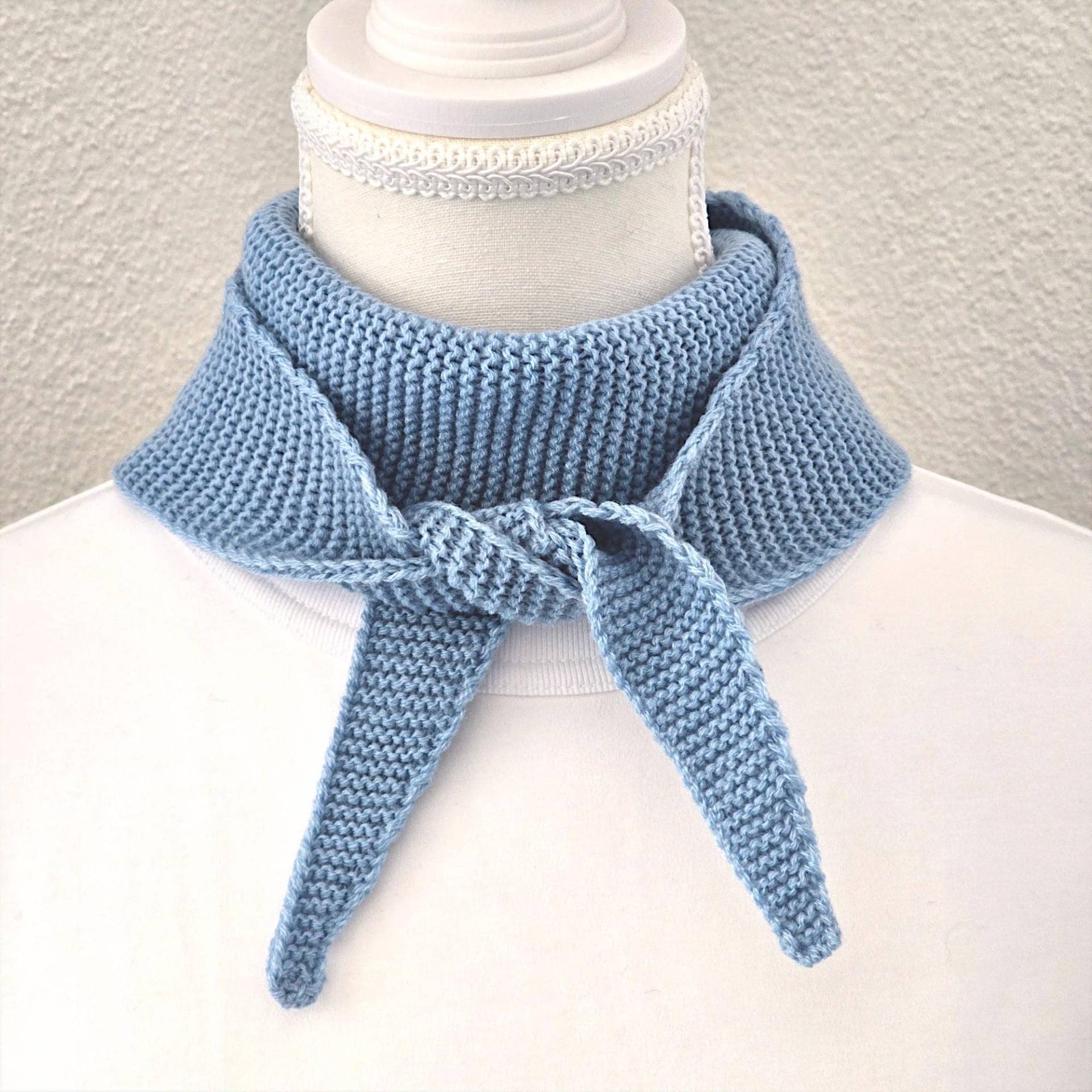 Hellblauer Handgestrickter Sophie Schal | Wolle Acrylmischung Schmaler Gestrickter Hellblauer Handgestrickter Sophie Schal | Wolle Acrylmischung Schmaler Gestrickter von ScarvesAndKnitsStore