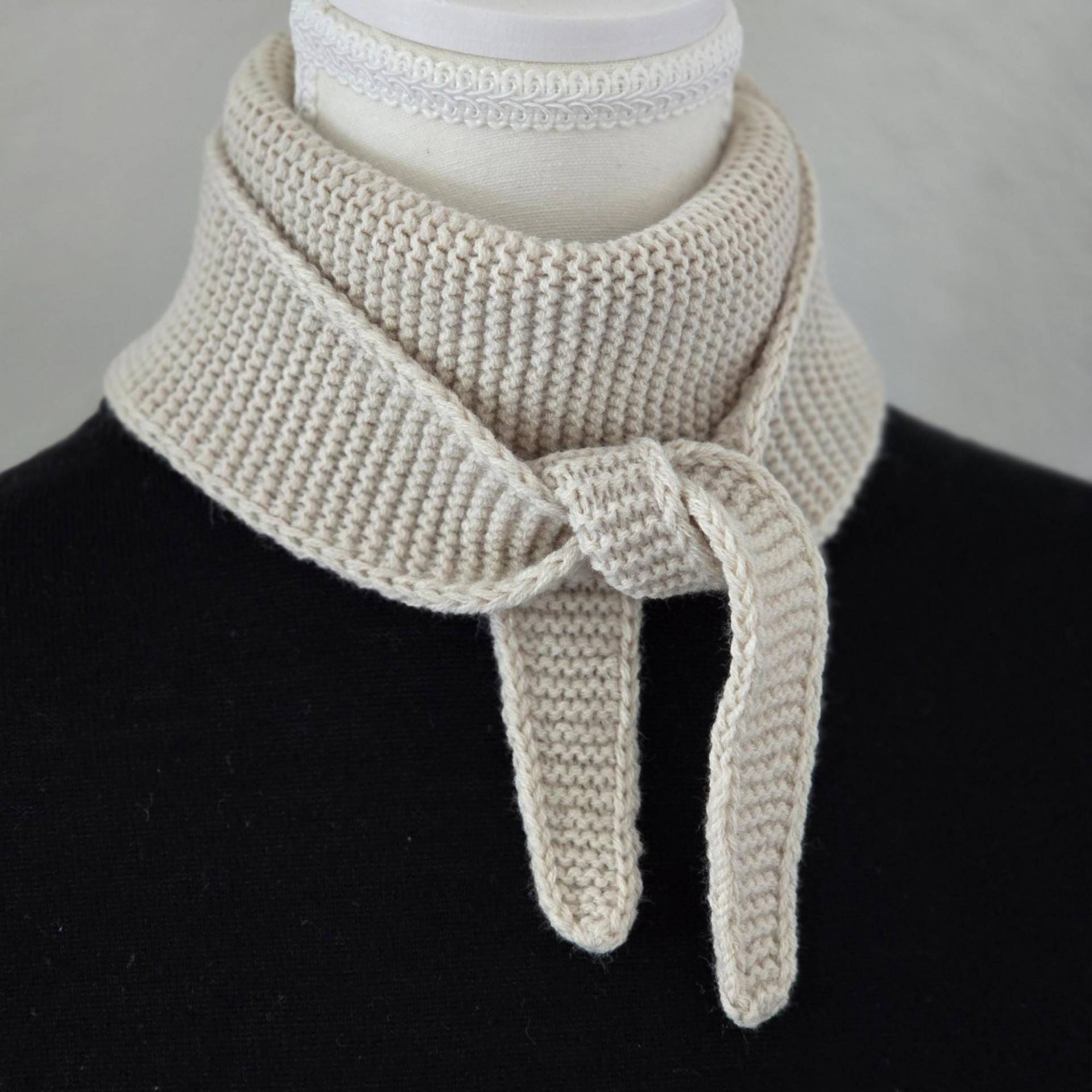 Off White Handgestrickter Sophie Schal V2 | Kleiner Strickschal Handgemachtes Geschenk Gestrickter Halsschal Für Brautjungfern Off White Handgestrickter Sophie Schal V2 | Kleiner Strickschal Handgemachtes Geschenk Gestrickter Halsschal Für Brautjungfern von ScarvesAndKnitsStore