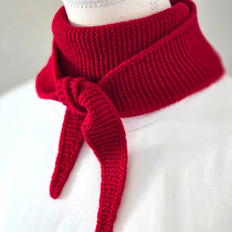 Roter Sophies Schal | Dunkelroter Merino Wolle Handgestrickter Dünner Gestrickt Häkeln Small Knit Roter Sophies Schal | Dunkelroter Merino Wolle Handgestrickter Dünner Gestrickt Häkeln Small Knit von ScarvesAndKnitsStore