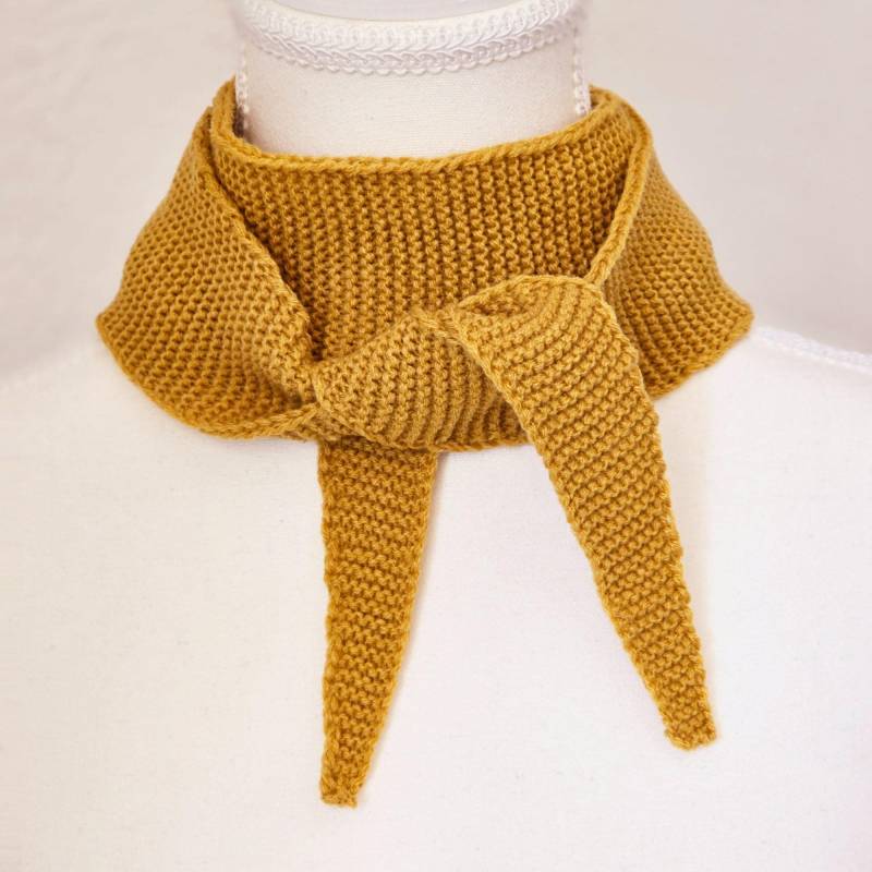 Senfgelber Sophies Schal V1 | Handgestrickter Handgefertigtes Geschenk Wolle Acryl Mischung Halstuch von ScarvesAndKnitsStore