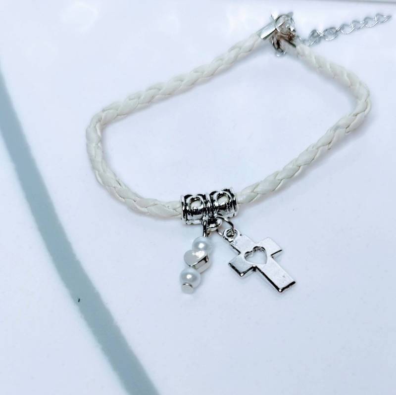 Kreuz Armband, Bettelarmband, Geschenk, Religiöse Christlicher Charme, Lederarmband, Christliches Geschenk Kreuz Armband, Bettelarmband, Geschenk, Religiöse Christlicher Charme, Lederarmband, Christliches Geschenk von ScatterlingDesigns