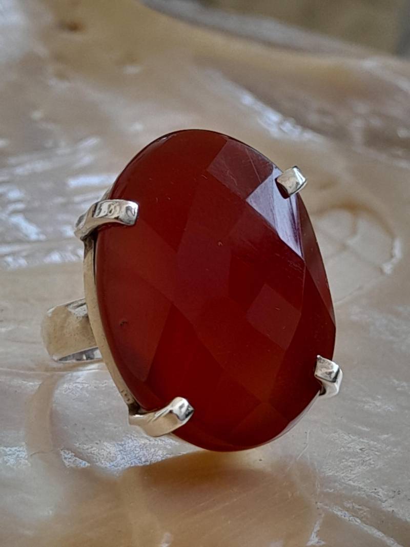 Ring 925 Er Sterling Silber Mit Einem Ovalen Geschliffenen Karneol Gr. 59 von Schabanag