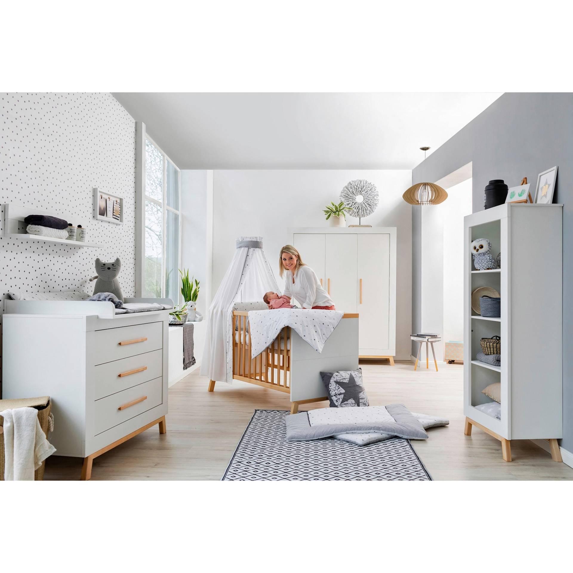 Schardt 3-tlg. Babyzimmer Miami mit 3-türigem Kleiderschrank von Schardt