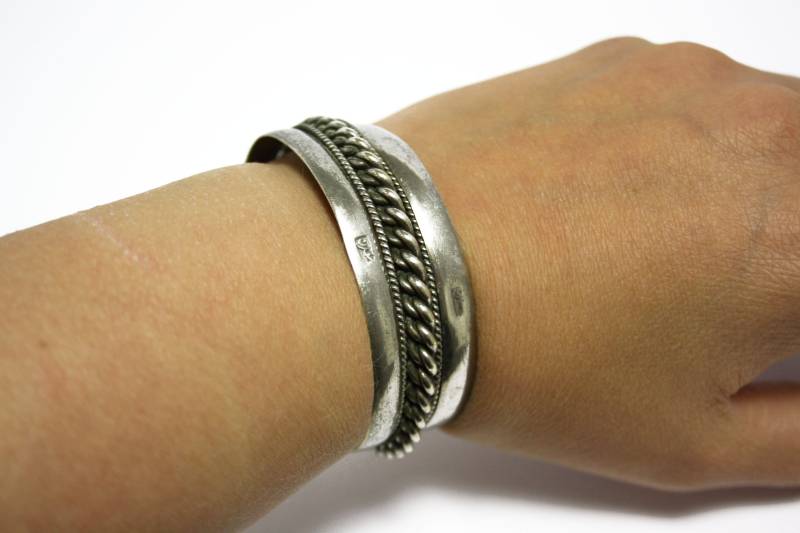 Armreif Messing Versilbert Ethno Retro Vintage Armreif Messing Versilbert Ethno Retro Vintage von Schatztruheberlin